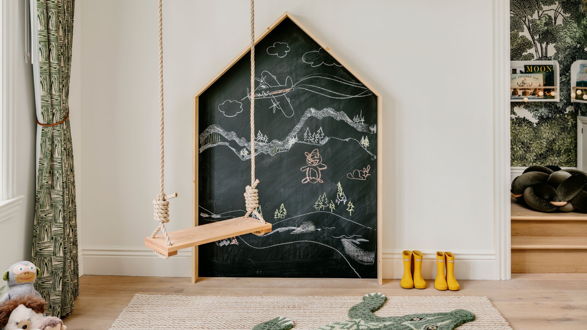 Home Decor Shop -Home Decor Shop Green and Beige Minimalist Skincare Product Presentation